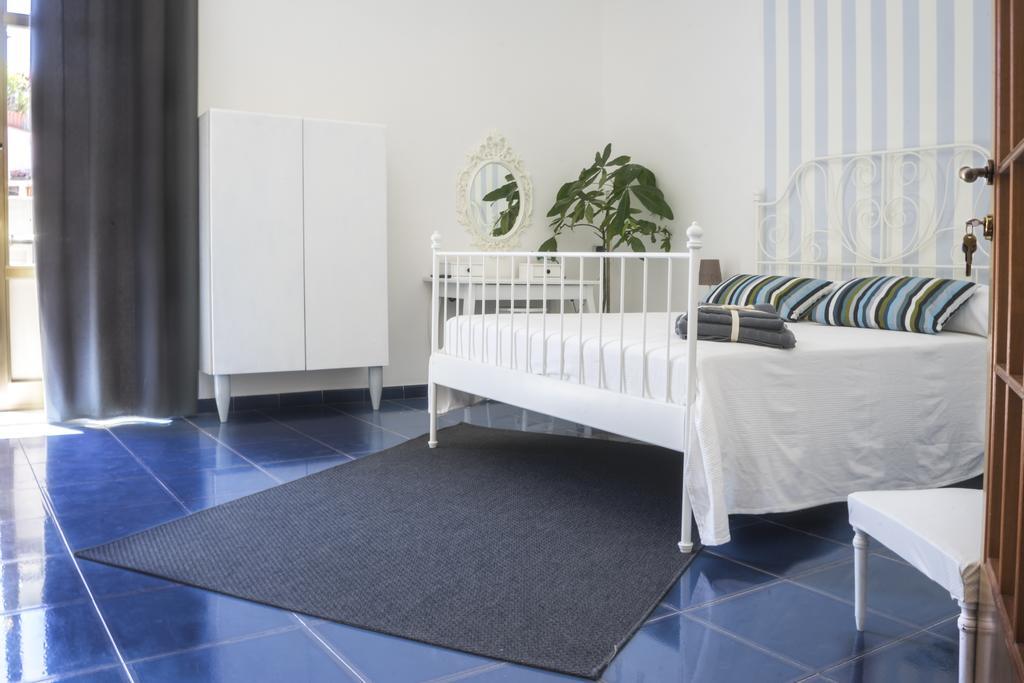 Taggarb Bed & Breakfast Naples Room photo
